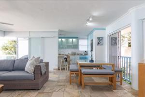 3 Bedroom Beachfront Apartment