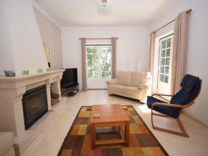 Villa in Casais de Santa Helena