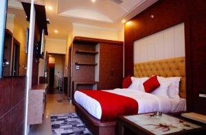 Hotel Grand Hill Mcleodganj near Dalai Lama Temple - 3hvězdičkové hotely ve městě Dharmsala