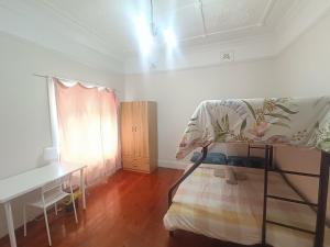 Easy Triple Room in Earlwood - EW1