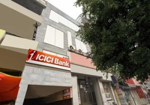 Hotel Aryan Residency Near Delhi Airport