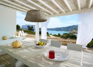 Ninos House Milos Greece