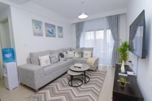 Pinecrest View one bedroom with heated swimming pool and Sauna