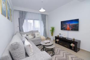 Pinecrest View one bedroom with heated swimming pool and Sauna