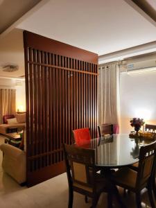 Room lux in the premium apartments Black Orchid