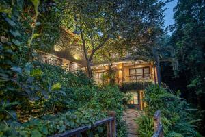 Merak Village by Prasi