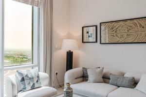 RH-Luxury 1BR Apt in Al Habtoor City with beautiful Canal View