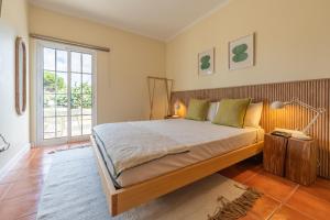 Beach Retreat - By Wehost