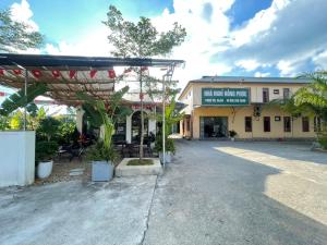 Nhà Nghỉ Hồng Phúc