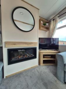 The Meadow Retreat - 2 Bed with Decking