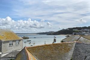 Cosy Fishermans Cottage Seconds from Waterfront