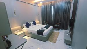 Hotel Laxmi Elite Karad