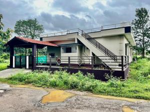 Kannada Maathe Home Stay-2, Near Golden Temple 2km far