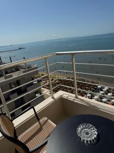 LuxurySeaview Apartment