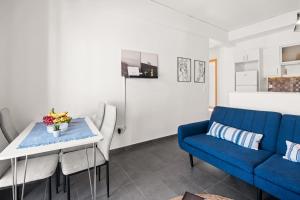 Luxury 2BR Penthouse Marina & Sea Views