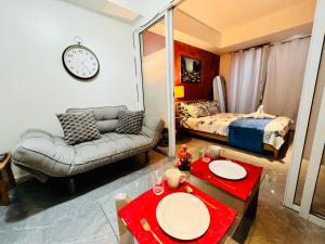 Scr Summer Vibe Netflix Balcony