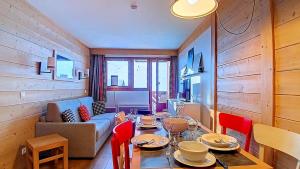 1208 Superbe T2 plein sud aux Menuires