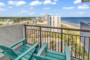 Beachfront Haven – 1BR Condo with Balcony
