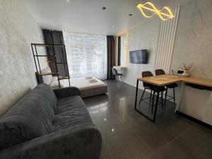 Apartment with terrace sea view