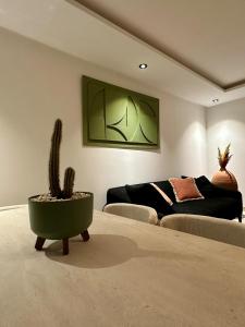 Appartement Plage des Nations Pools and sea 3ch salon