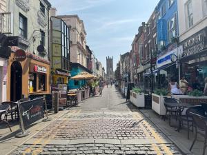 Bold Street Studio III