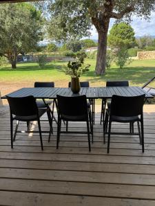 Mini Villa T4 duplex dans résidence hôtelière Fiori di Cala Rossa superbement arborée rénovée en 2023 - chez Anne avec piscine chauffée