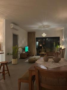 Cozy Garden Flat with Full Kitchen