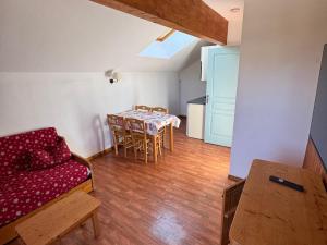 Appartement 2 pièces à Superdévoluy avec balcon - FR-1-504-530