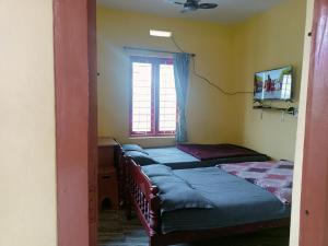 Munnar aathicottage in chinnakanal