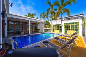 Beautiful 4-Bedroom Pool Villa - BL9