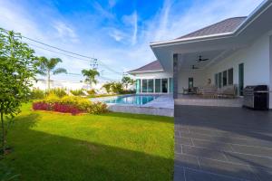 Modern 3 Bedroom Villa! (AS1)