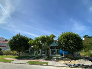 Cód 64 - Casa Espetacular á 250m do Mar