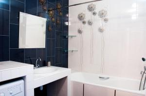 Apartment on Bogatyrskaya 6a