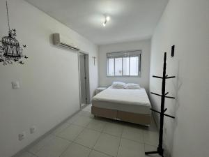 Cód 74 - Apartamento á 80m do mar