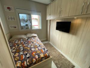 Cód 76 - Apartamento especular á 200 m do mar