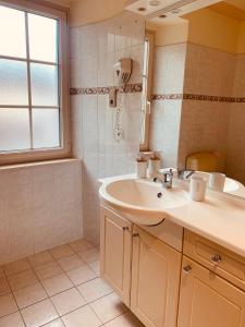 Chambre Mathura au Moulin dEysus