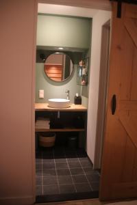 Hoeve Altena Barn-House