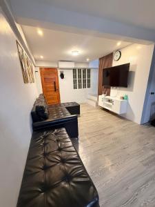 Casa Tres - home in San Mateo