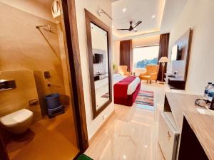 Ganges Blossom Luxury Stay