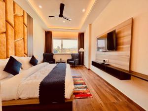 Ganges Blossom Luxury Stay