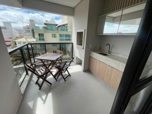 Cód 82 - Apartamento á 280m do mar