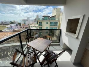Cód 82 - Apartamento á 280m do mar