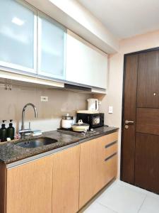 Condo in BGC - Uptown Mall