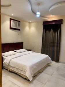 المساكن الذهبيه للشقق المخدومه