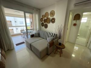 Cód 95 - Apartamento amplo e decorado