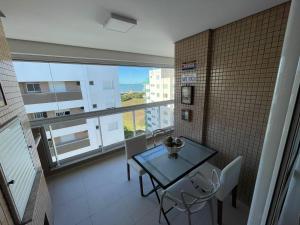Cód 95 - Apartamento amplo e decorado