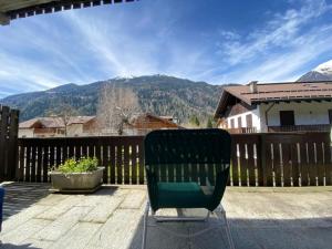 089 Ampio trilocale con doppi servizi, Giustino