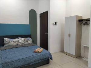 Cozy 4 bedrooms Double Storey Homestay, in front Kulim Central Mall