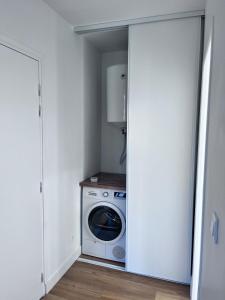 Clim, TV LED, iMac - T2 design 1 à 4 pers équipé