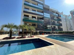 Cód 108 - Apartamento exuberante à 280 m do mar